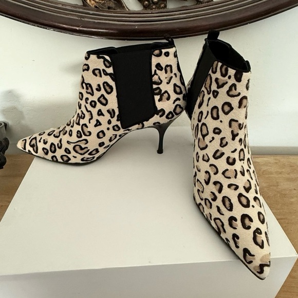 Manolo Blahnik Dildi 70MM Leopard Calf Hair Booties Italy Elegant Luxury - Picture 2 of 11